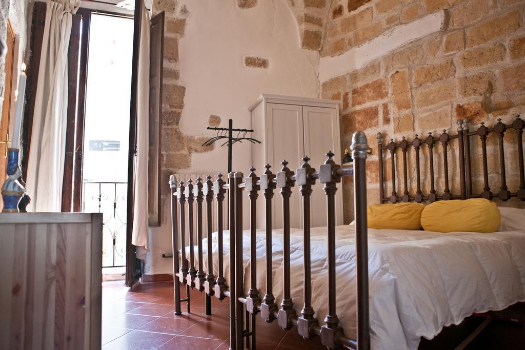 Levante Rooms Полиняно а Маре Екстериор снимка