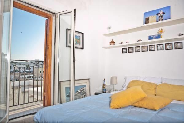 Levante Rooms Полиняно а Маре Екстериор снимка