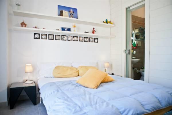 Levante Rooms Полиняно а Маре Екстериор снимка