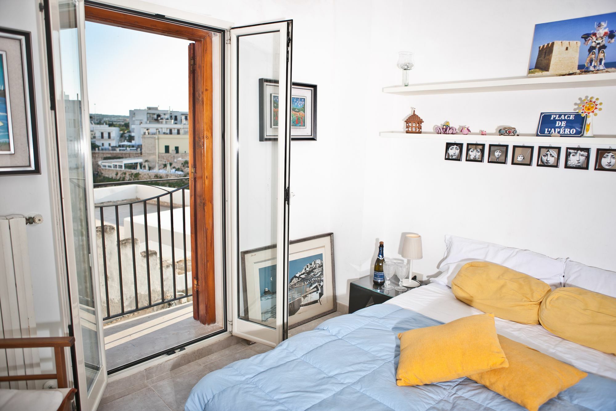 Levante Rooms Полиняно а Маре Екстериор снимка